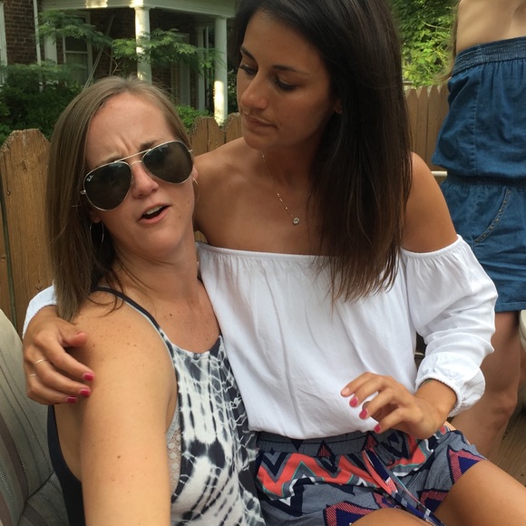 Meet your Posher, Meredith - Picture 7 of 8